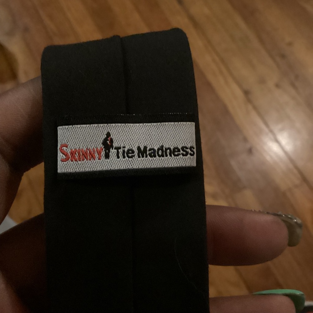 Skinny Tie Madness Black Tie